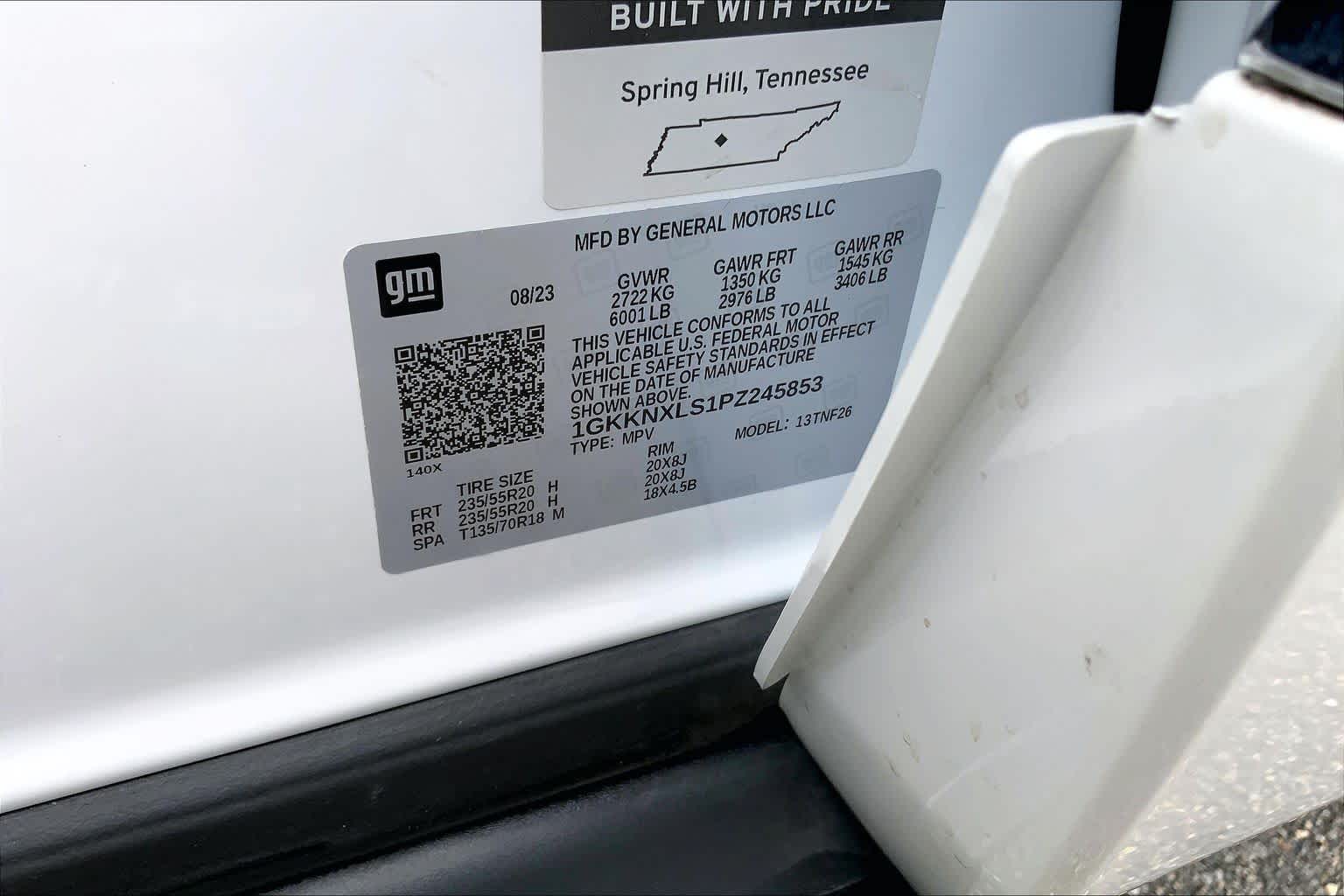 Used 2023 WHITE FROST TRICOAT GMC Denali image 34