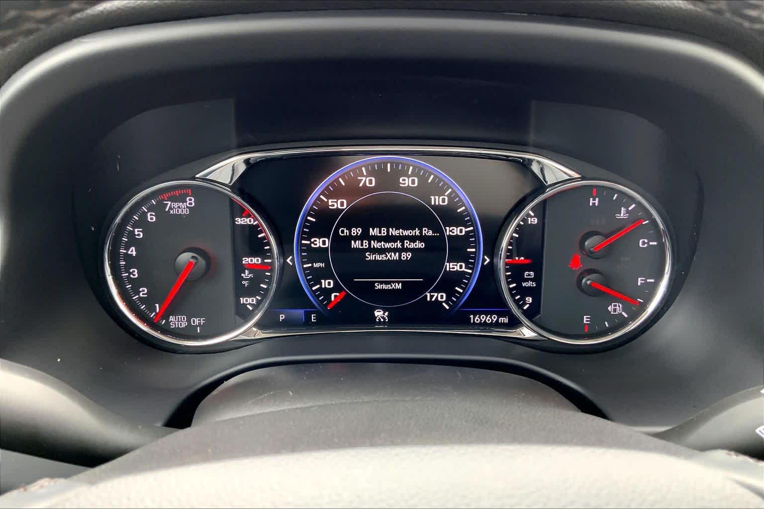 Used 2023 WHITE FROST TRICOAT GMC Denali image 26