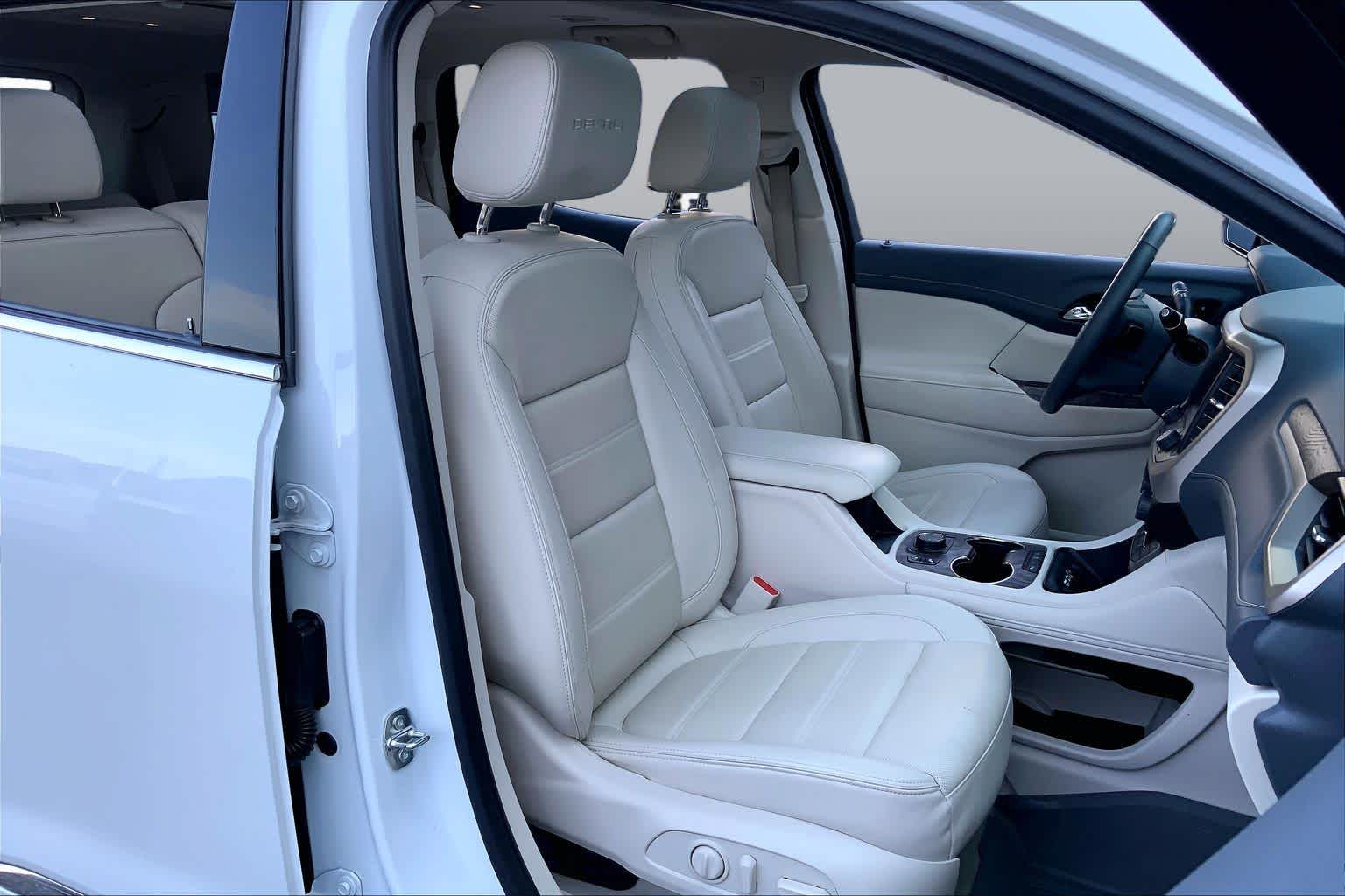 Pre-Owned 2023 GMC Acadia Denali