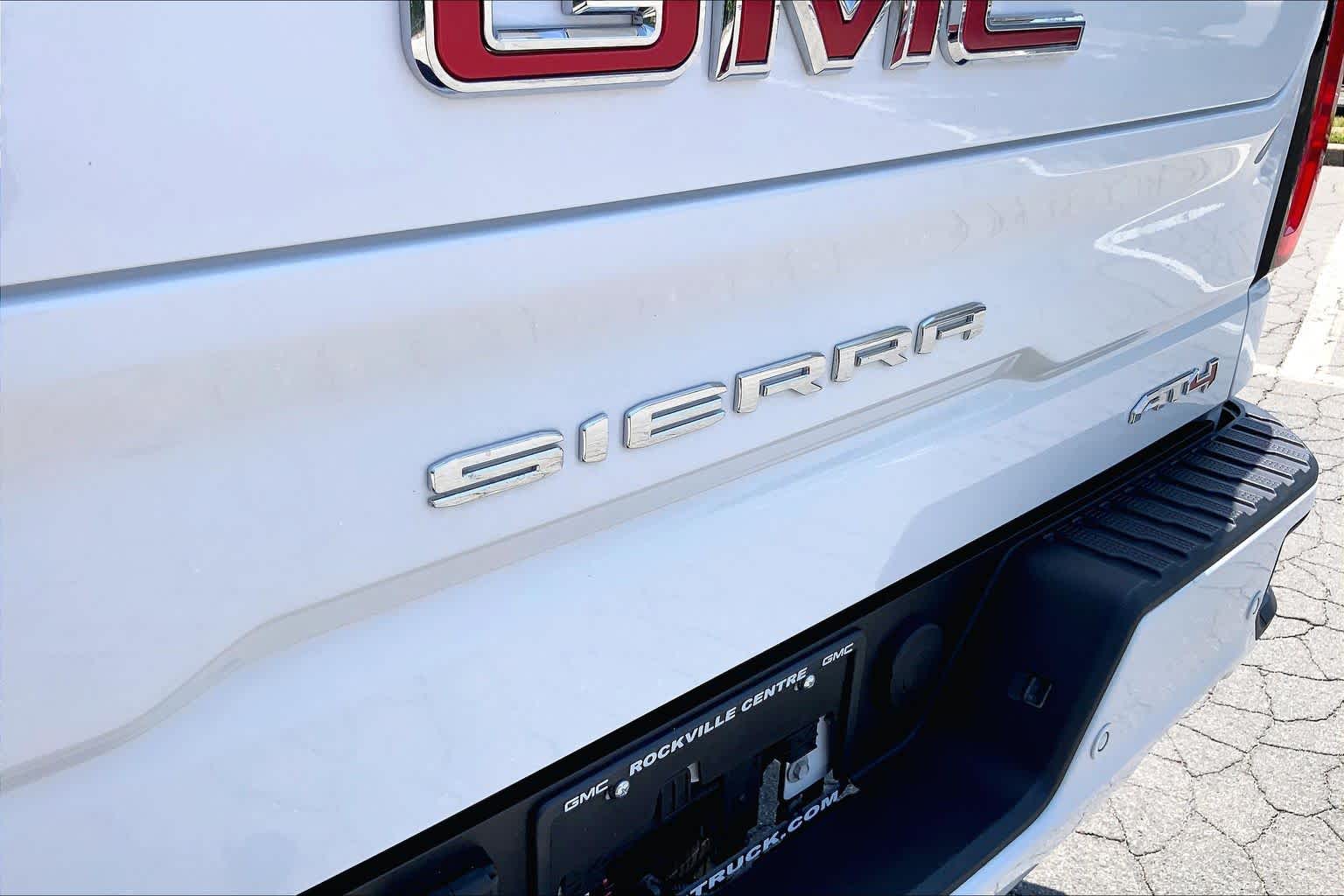 Certified Used 2023 Summit White GMC AT4 image 33