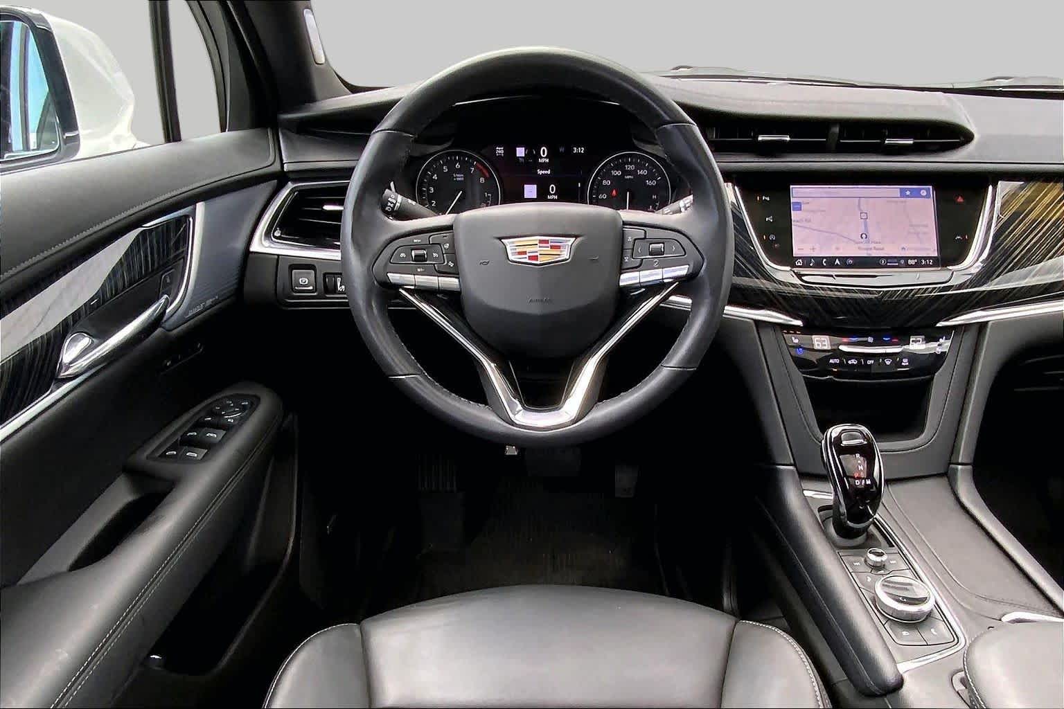 Pre-Owned 2024 Cadillac XT6 Premium Luxury