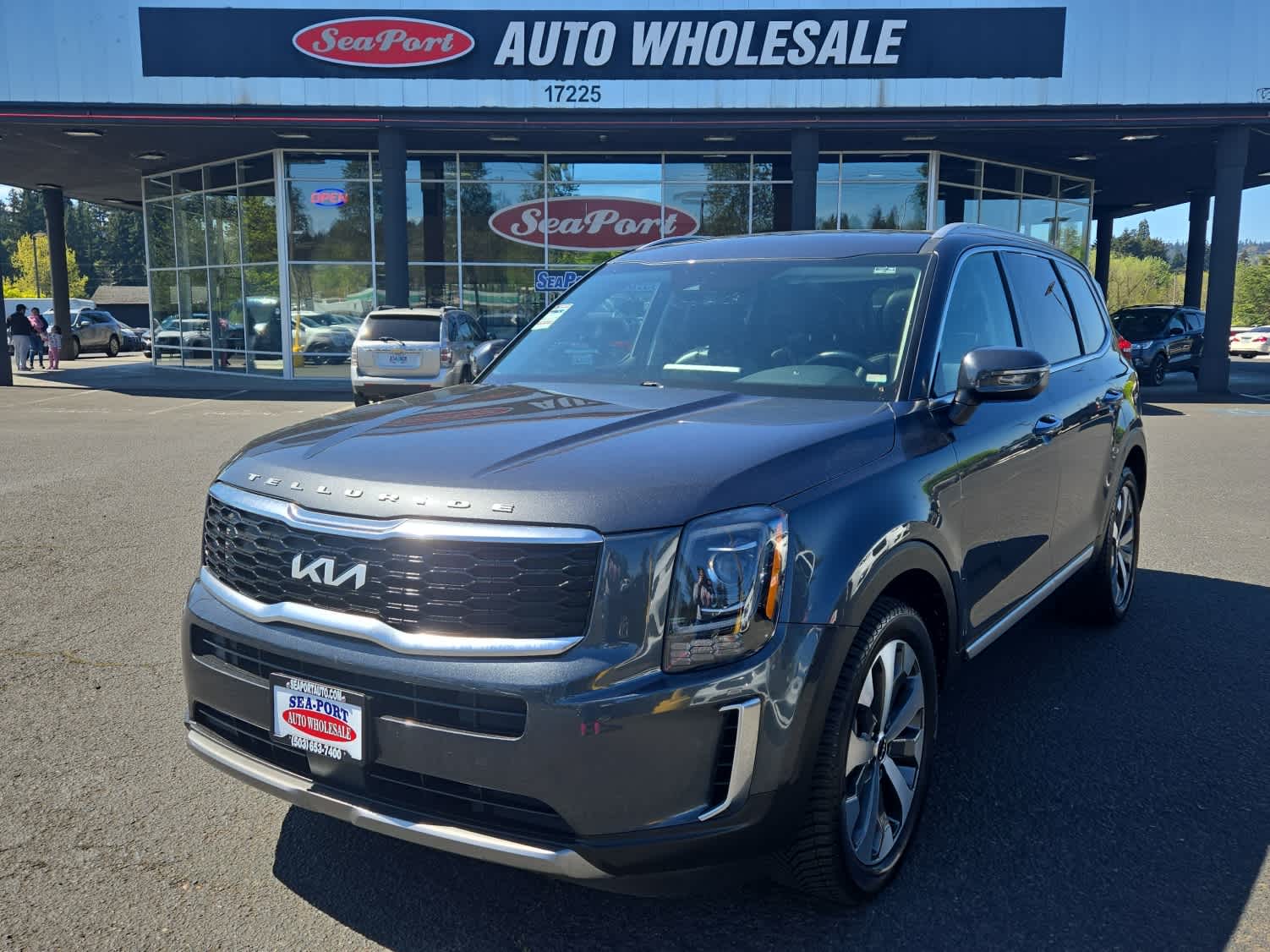 Gray (Gravity Grey) 2022 Kia Telluride S AWD SUV / Crossover All-Wheel Drive 8-Speed Automatic