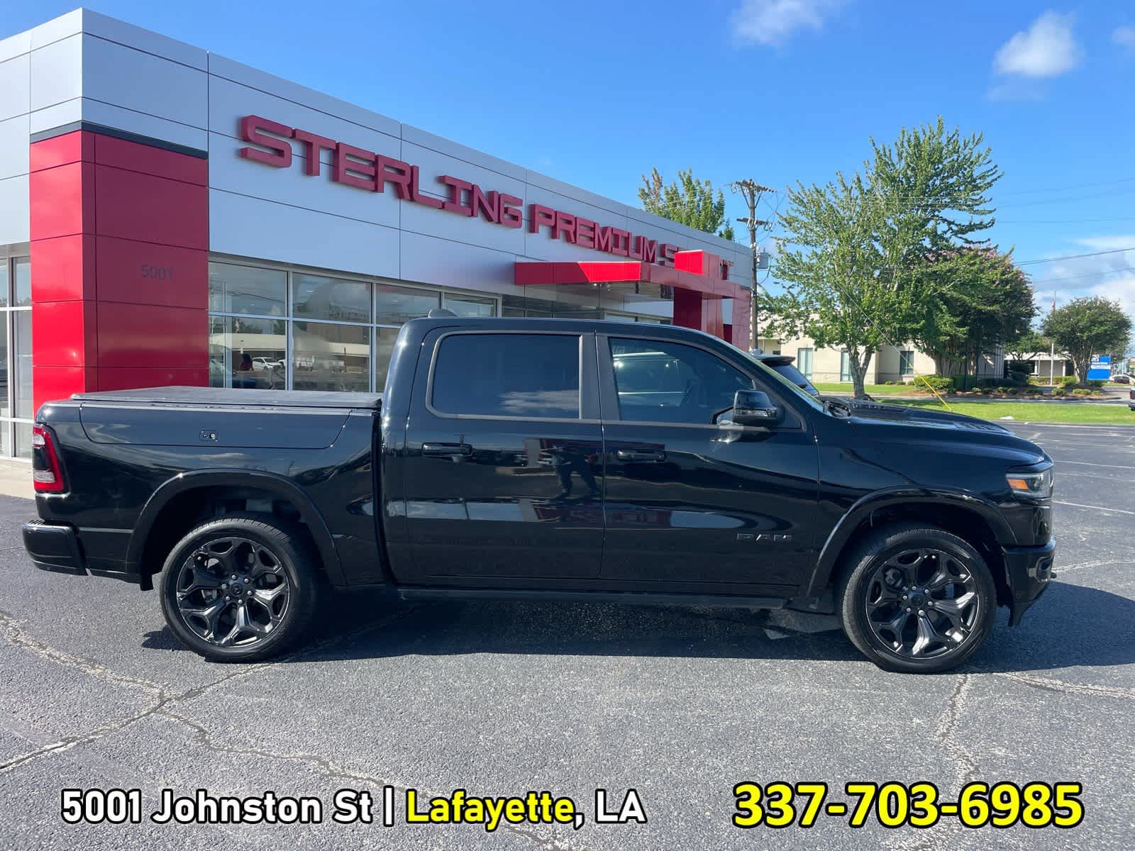 Diamond Black Crystal Pearlcoat 2023 RAM 1500 Pickup Truck Four-Wheel Drive 8-Speed Automatic