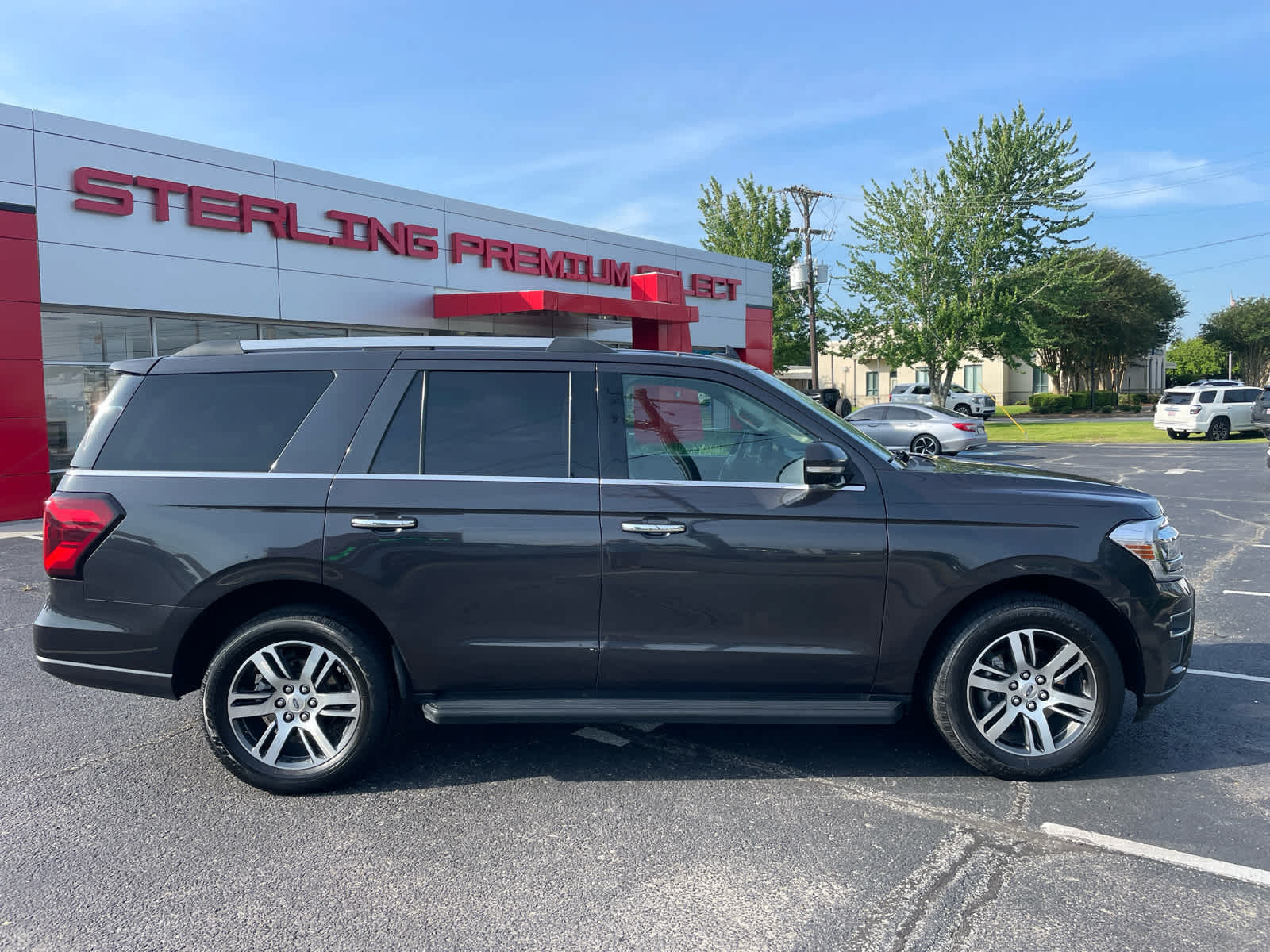 Dark Matter Gray Metallic 2024 Ford Expedition SUV / Crossover 4X2 Automatic