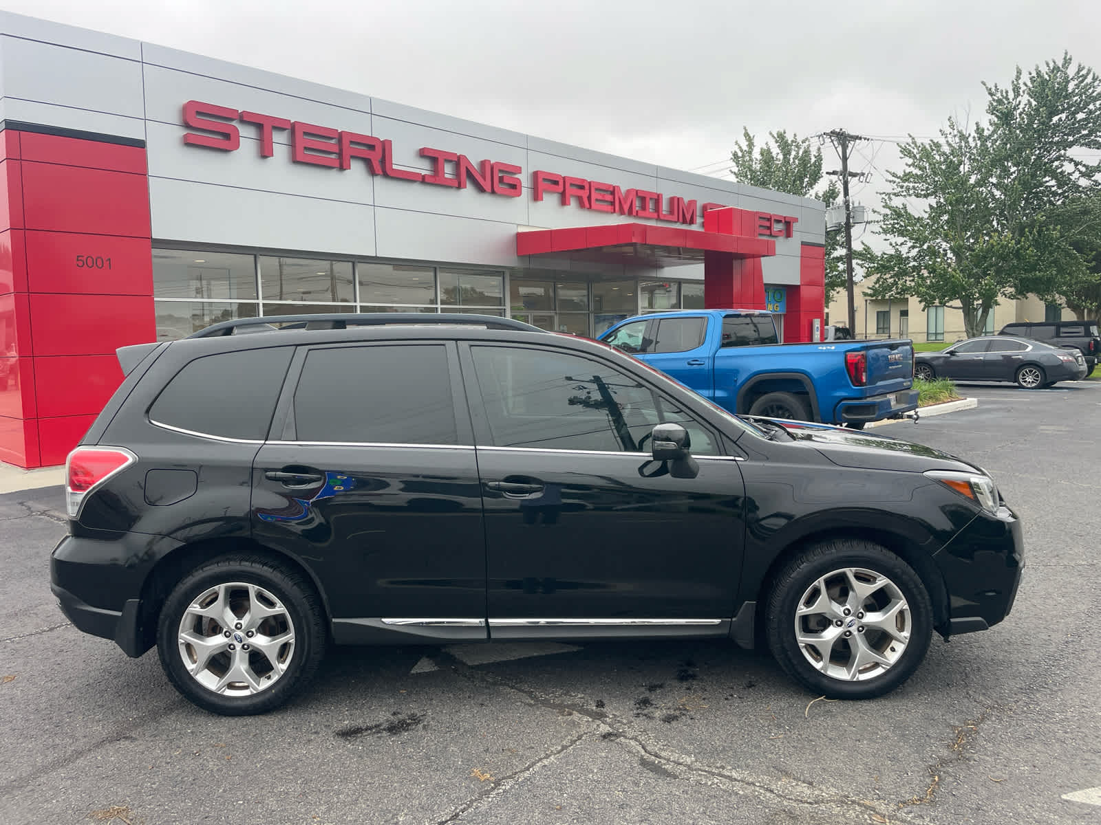 Crystal Black Silica 2017 Subaru Forester SUV / Crossover All-Wheel Drive Continuously Variable Transmission