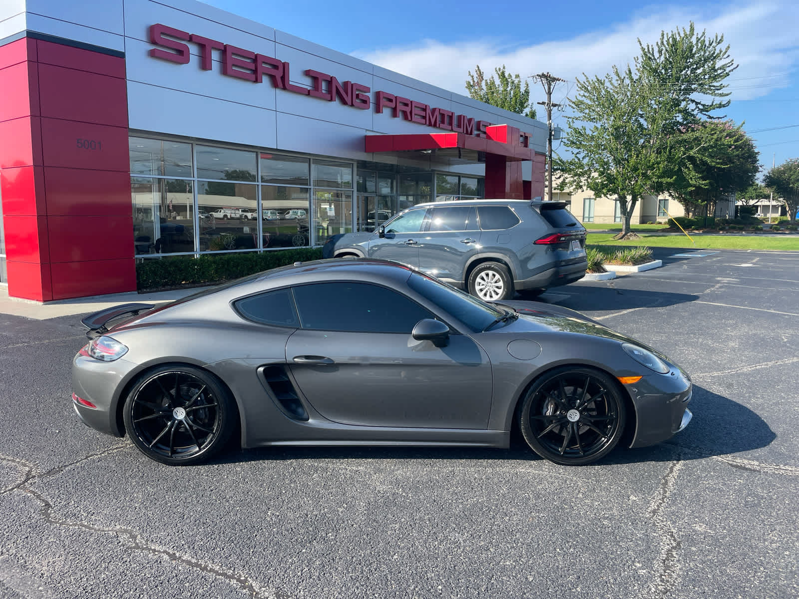 2017 Porsche 718 Cayman RWD