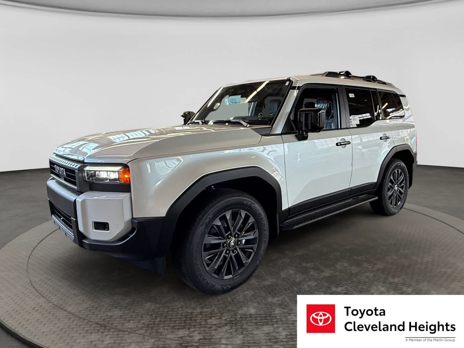 White (Wind Chill Pearl) 2027 Toyota Land Cruiser SUV / Crossover 8-Speed Automatic