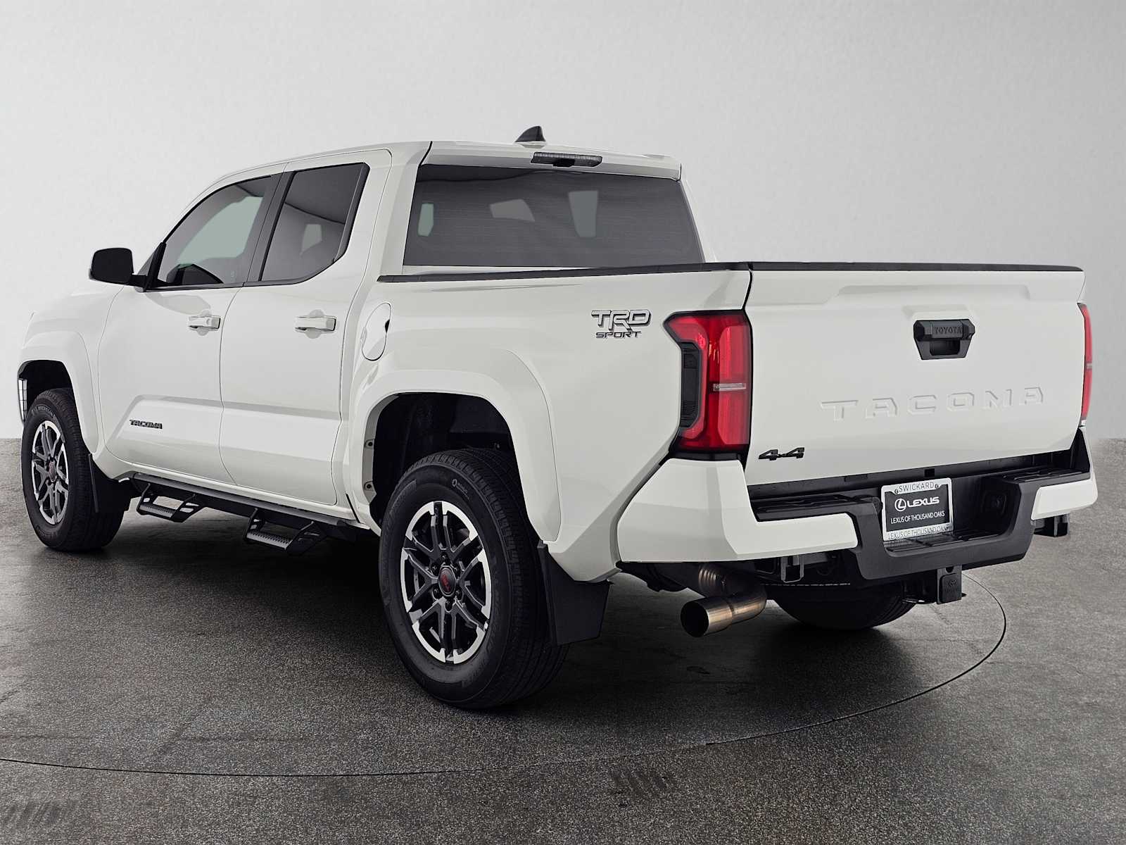 View vehicle photo 5