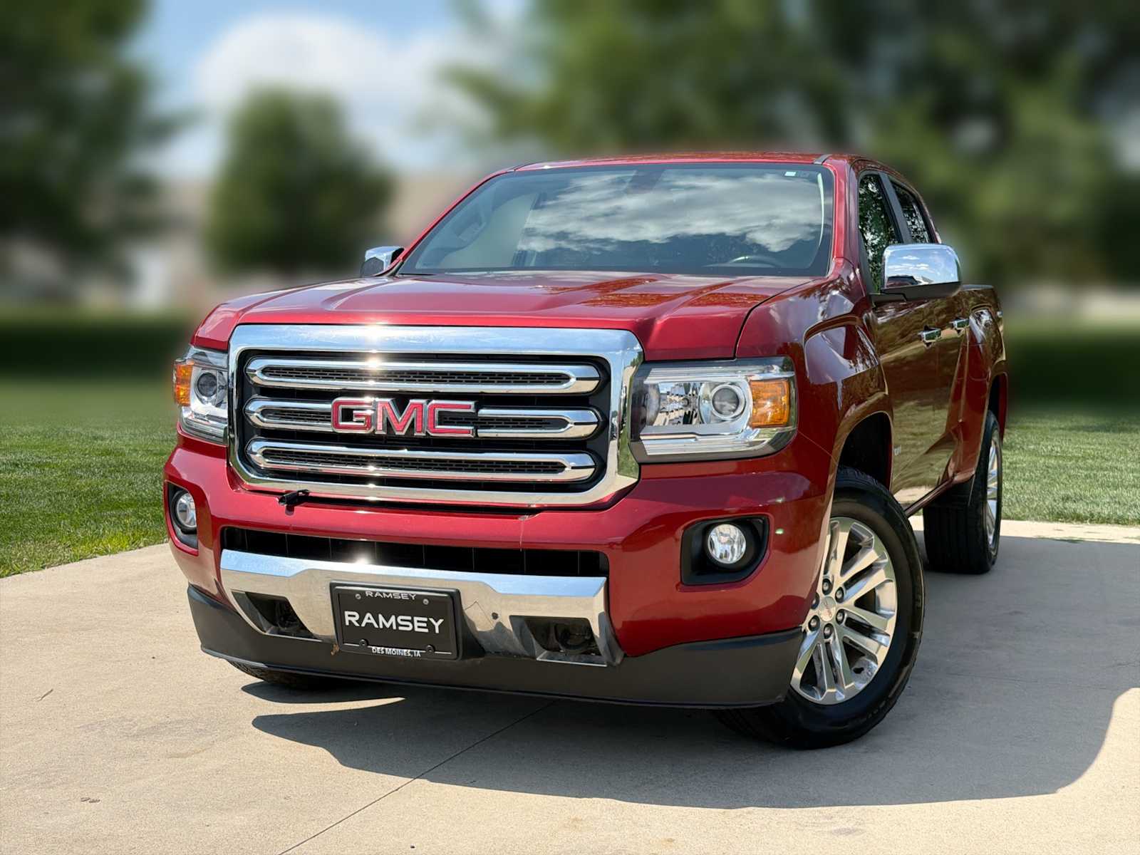 Copper Red Metallic 2015 GMC Canyon Pickup Truck Four-Wheel Drive 6-Speed Automatic