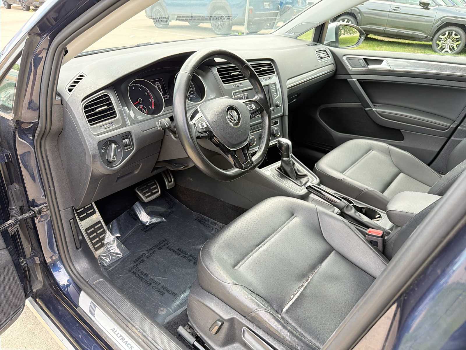 Blue 2017 Volkswagen Golf Alltrack Wagon All-Wheel Drive 6-Speed Automatic