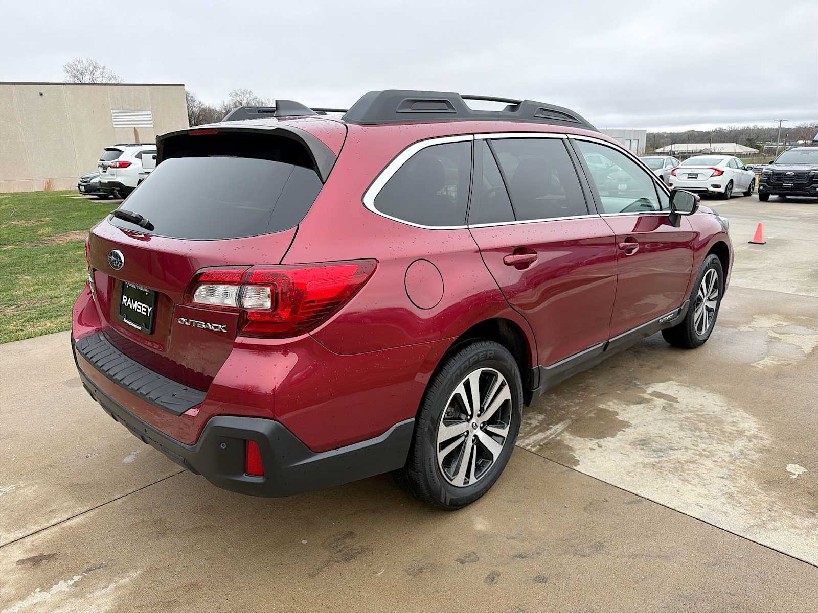 View vehicle photo 6