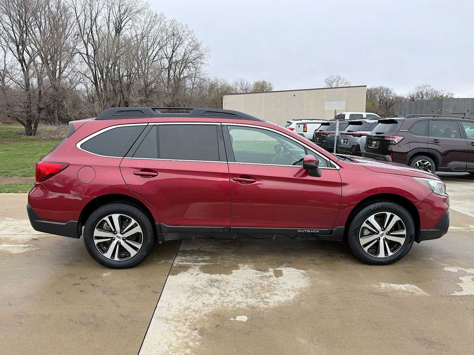 View vehicle photo 7