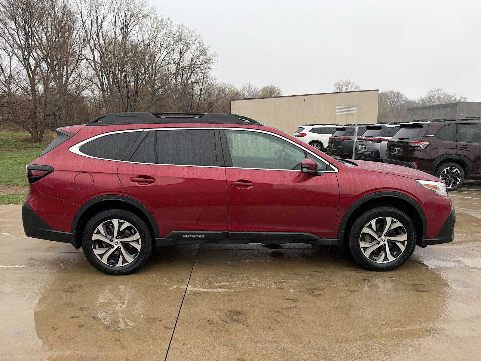 View vehicle photo 7