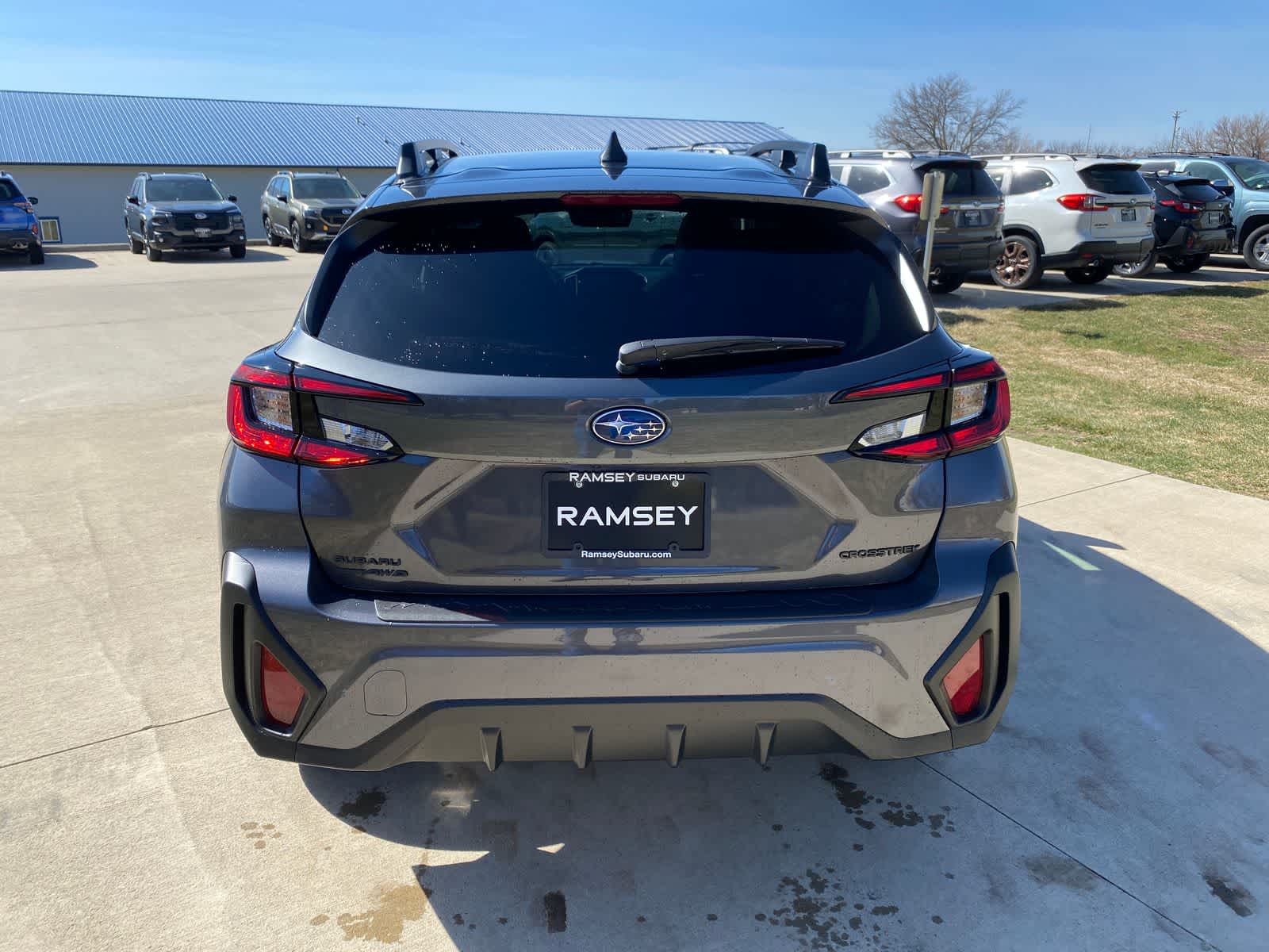 View vehicle photo 5