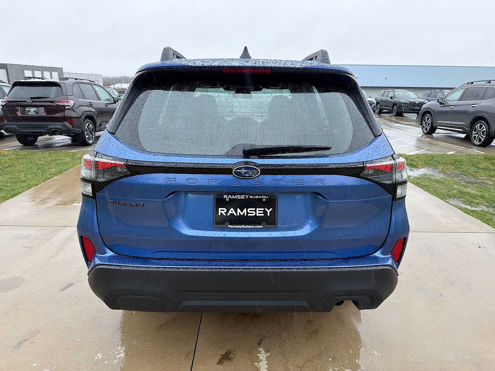 View vehicle photo 5