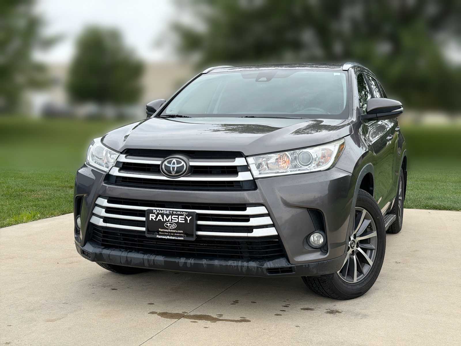 Predawn Gray Mica 2017 Toyota Highlander SUV / Crossover All-Wheel Drive 8-Speed Automatic