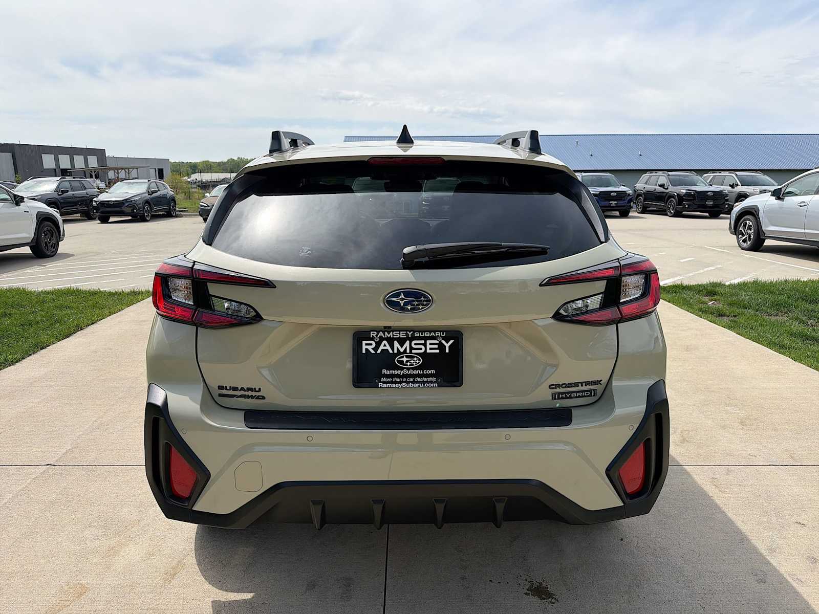 View vehicle photo 5