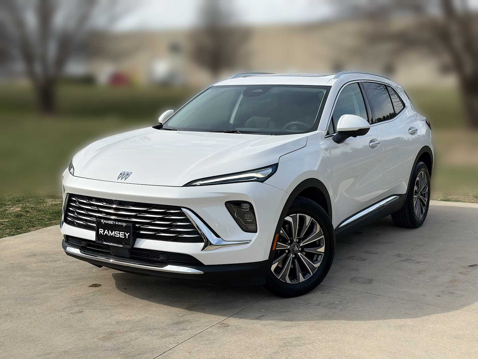 White Frost Tricoat 2025 Buick Envision Preferred AWD SUV / Crossover All-Wheel Drive 9-Speed Automatic