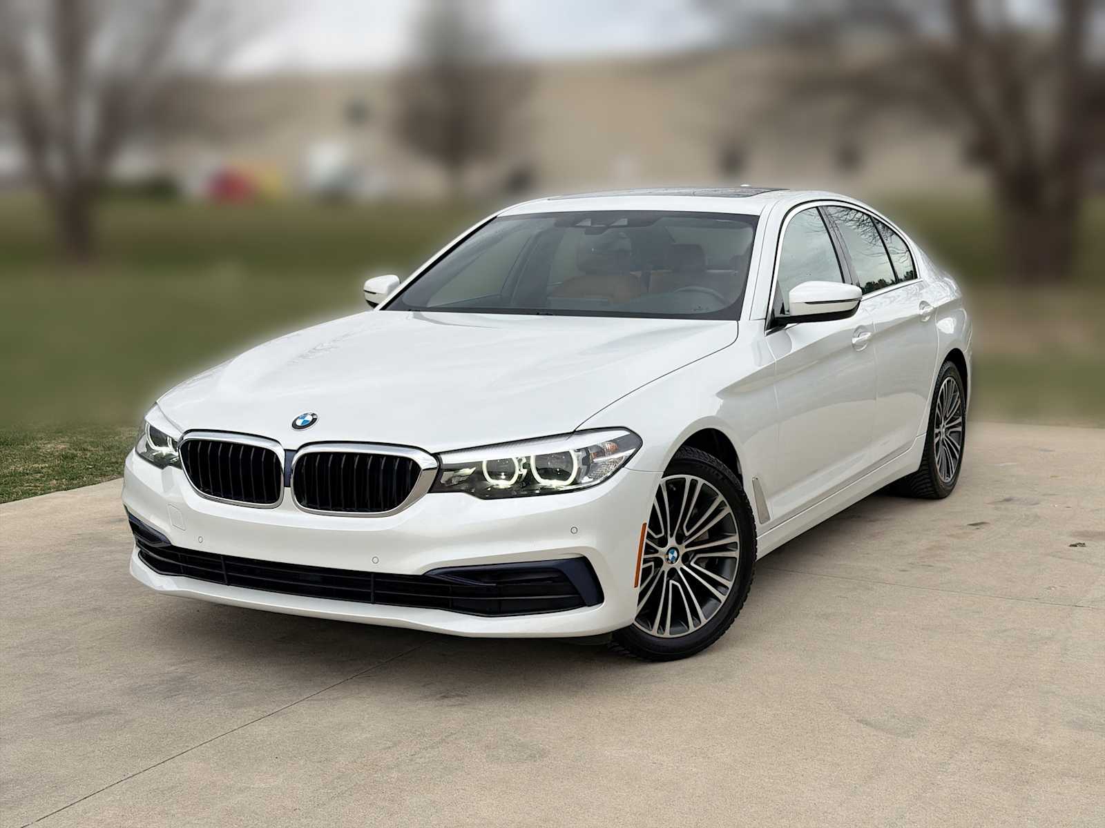 Mineral White Metallic 2020 BMW 5 Series 530i xDrive Sedan AWD Sedan All-Wheel Drive 8-Speed Automatic
