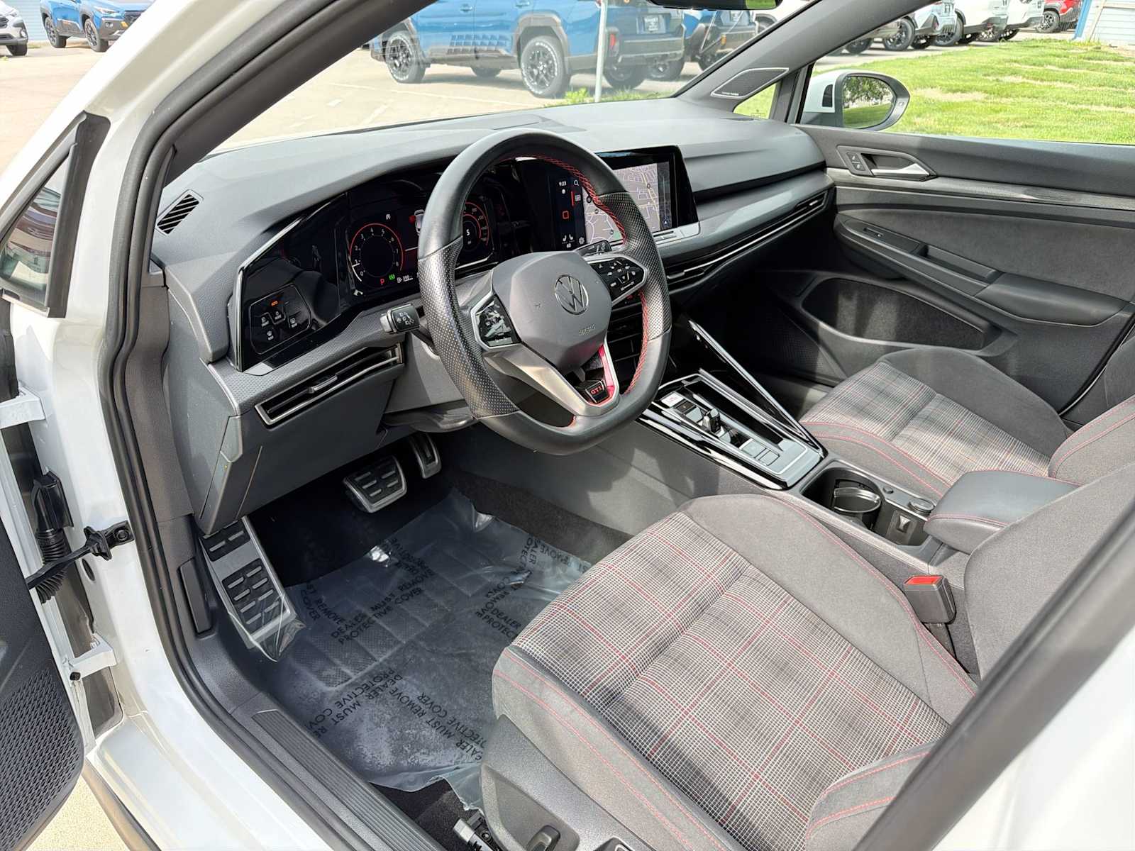 Opal White Pearl 2023 Volkswagen Golf GTI Hatchback Front-Wheel Drive 7-Speed Dual Clutch
