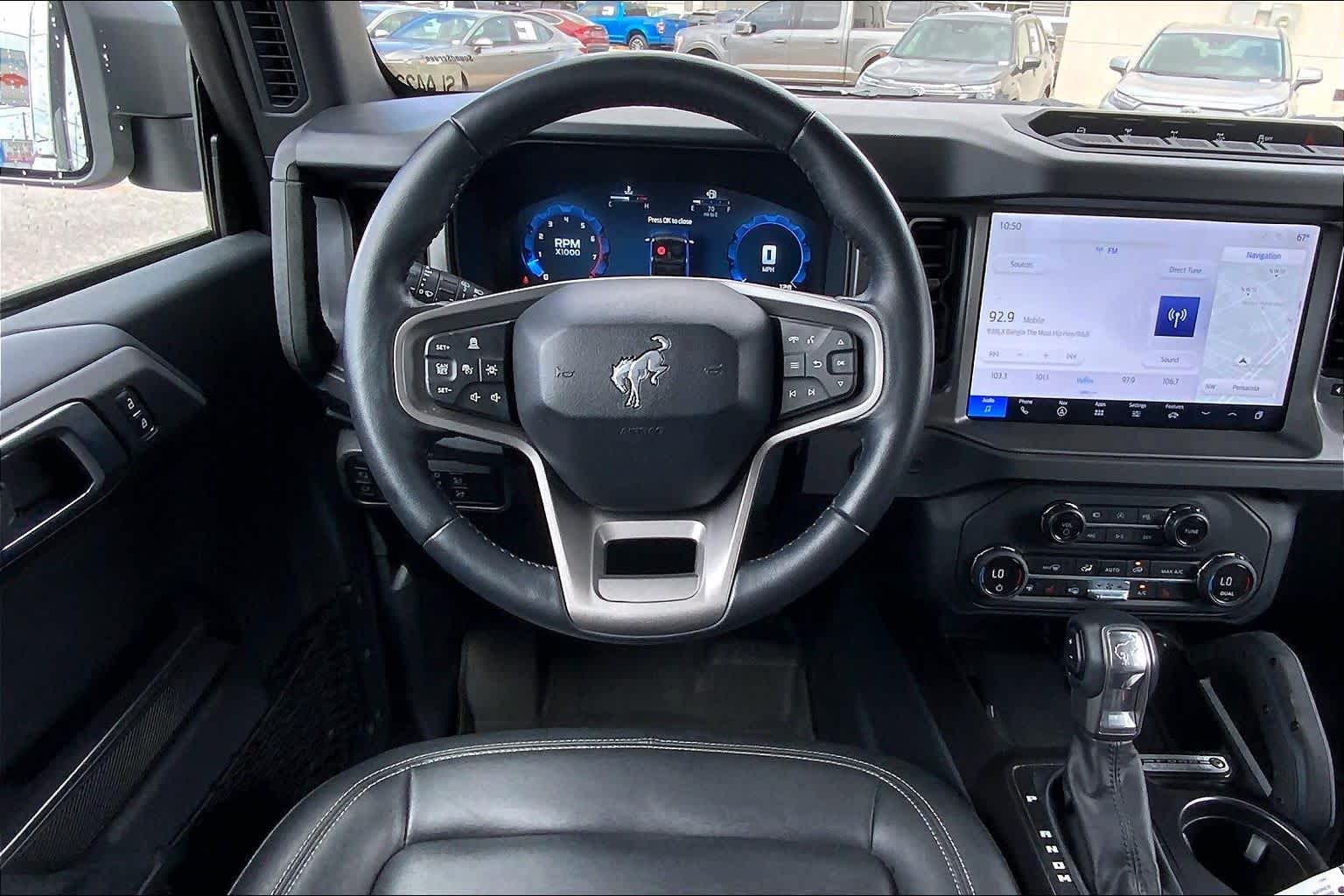 View vehicle photo 7