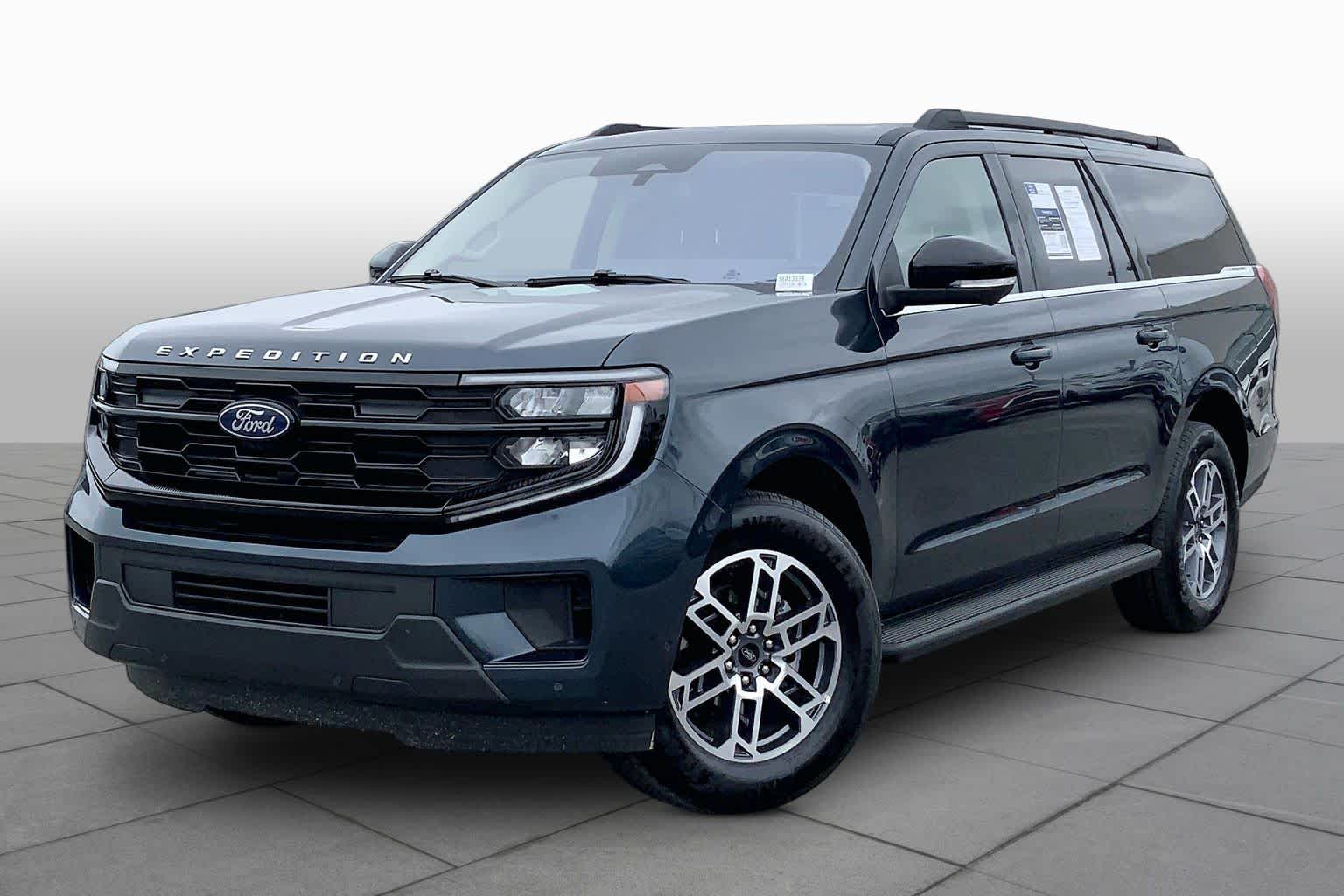 View vehicle photo 2