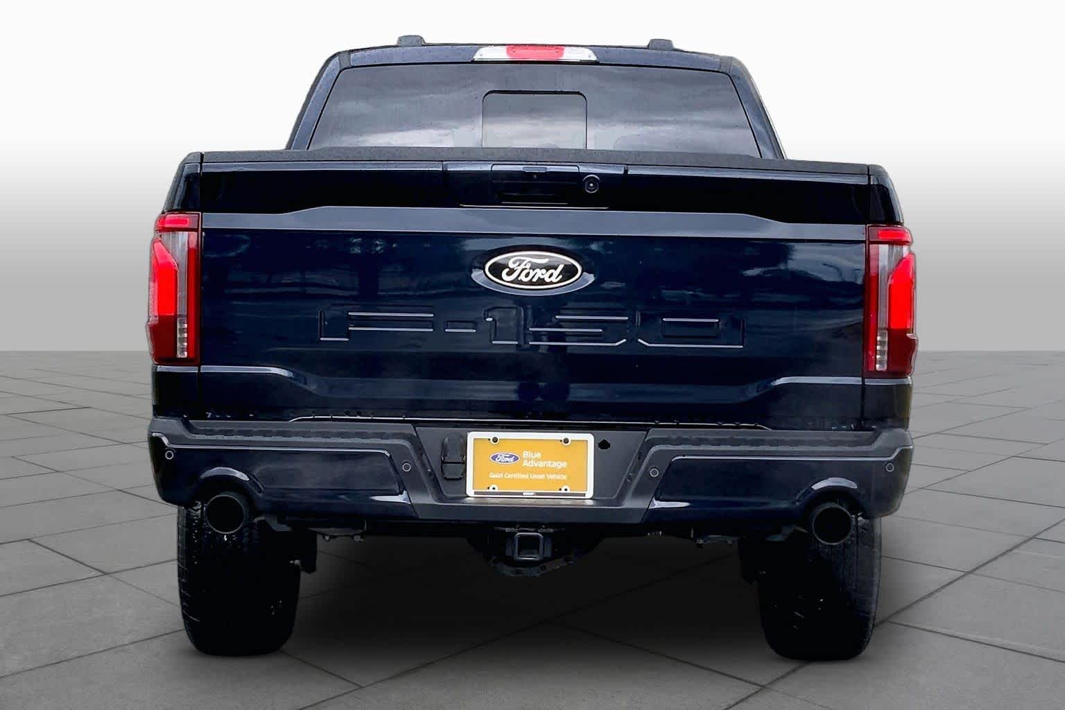 View vehicle photo 6