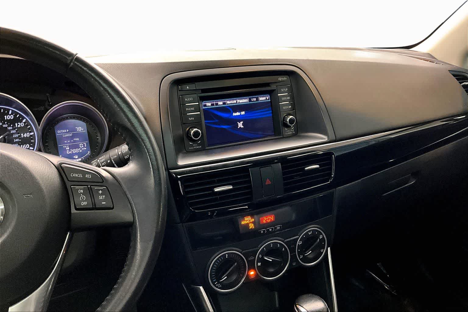 View vehicle photo 6