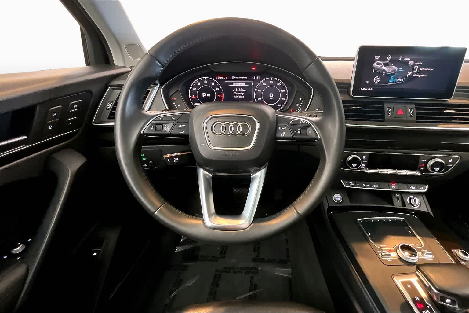 View vehicle photo 6