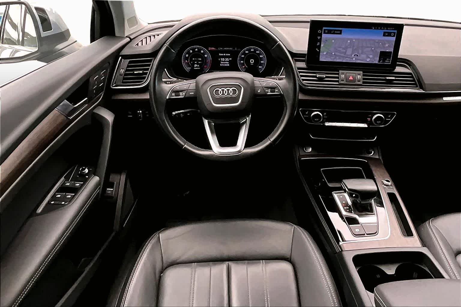 View vehicle photo 6