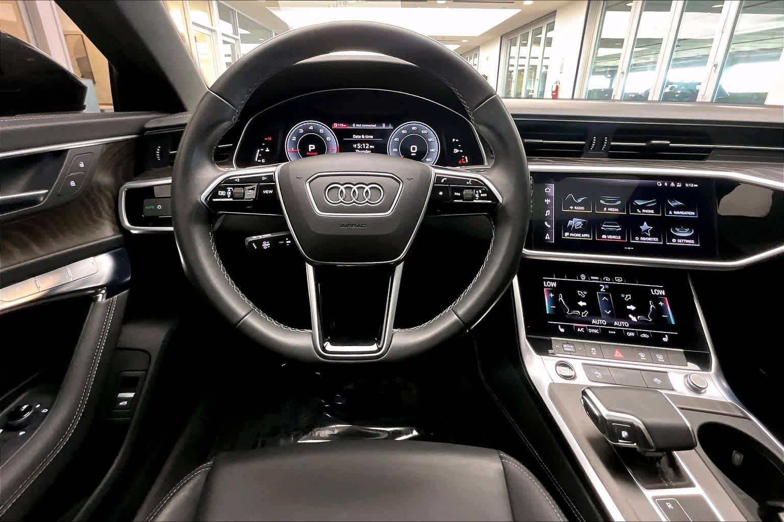 View vehicle photo 6