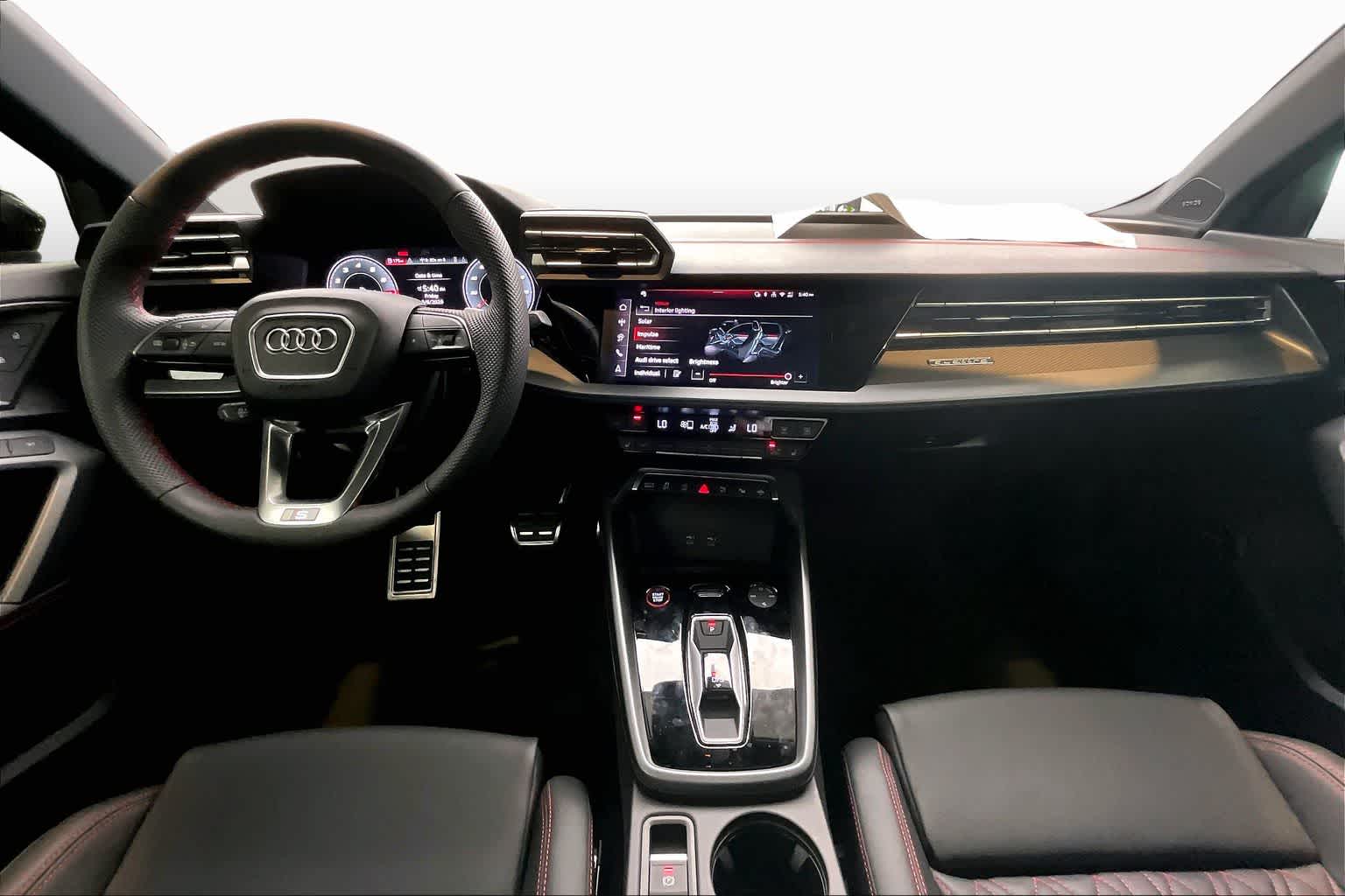 View vehicle photo 5