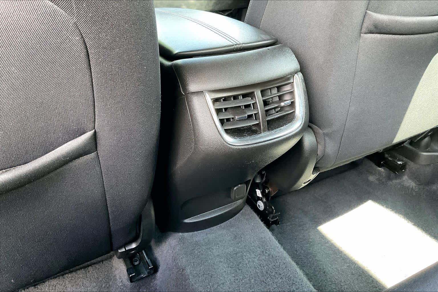 Used 2022 Mineral Gray Metallic Chevrolet LT image 33