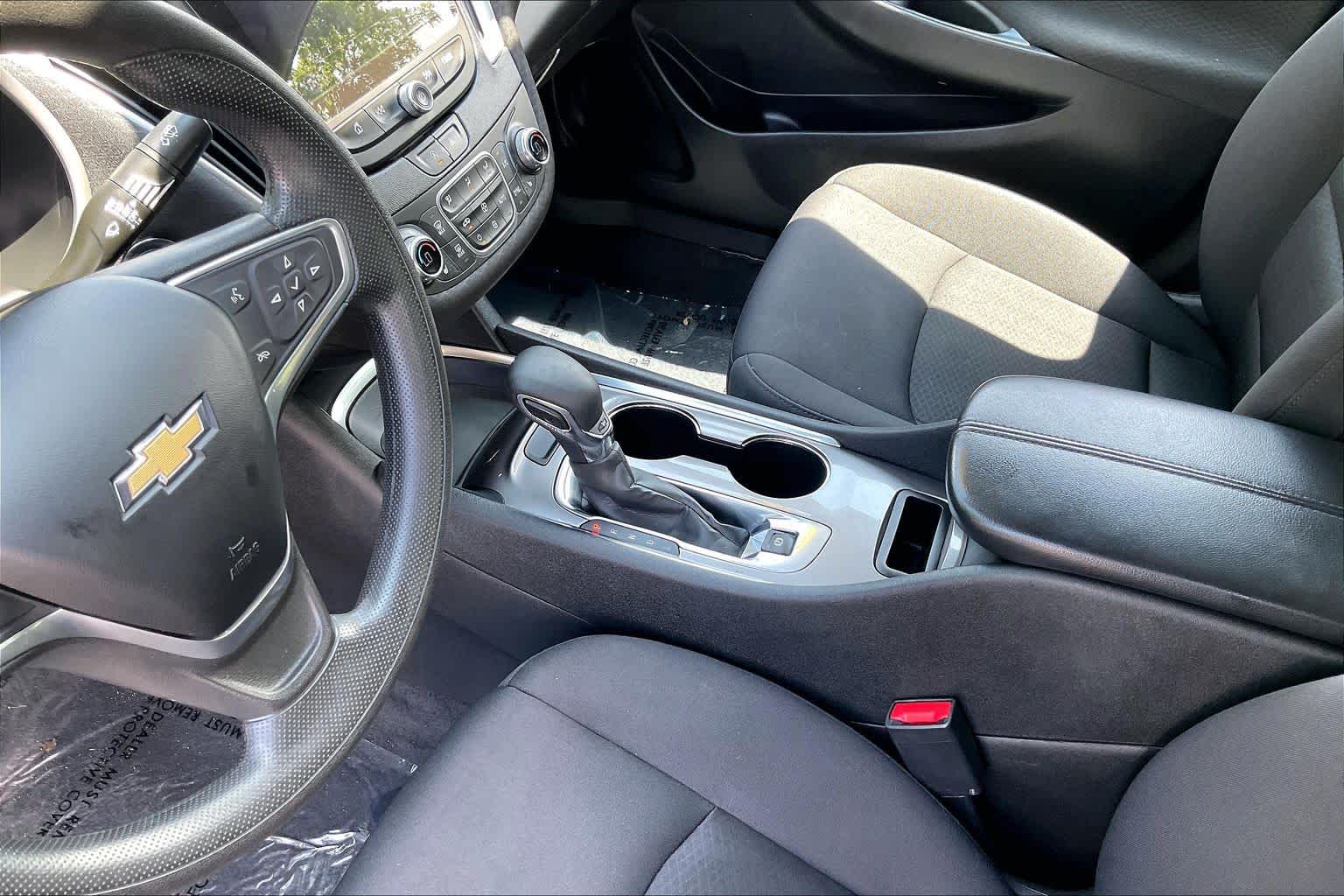 Used 2022 Mineral Gray Metallic Chevrolet LT image 17