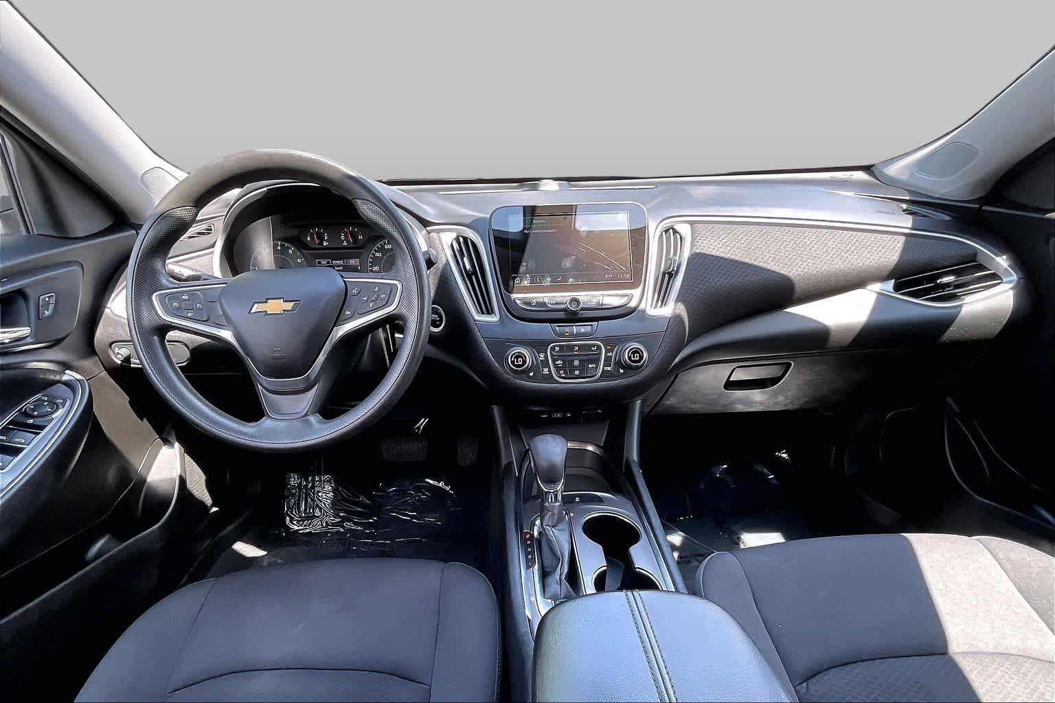 Used 2022 Mineral Gray Metallic Chevrolet LT image 15