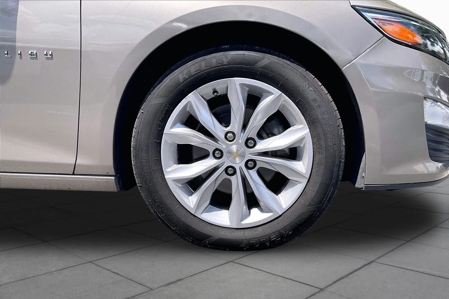 Used 2022 Mineral Gray Metallic Chevrolet LT image 10
