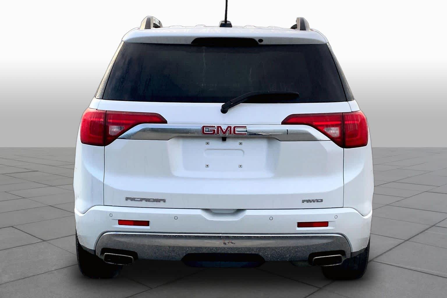 Pre-Owned 2019 GMC Acadia Denali