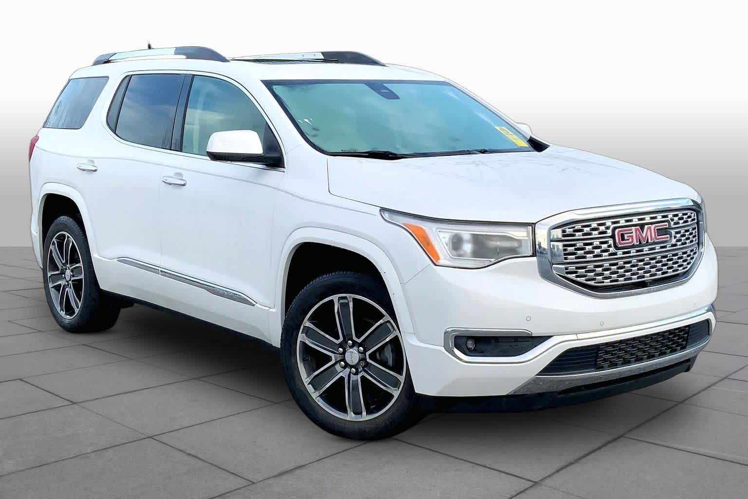 Pre-Owned 2019 GMC Acadia Denali