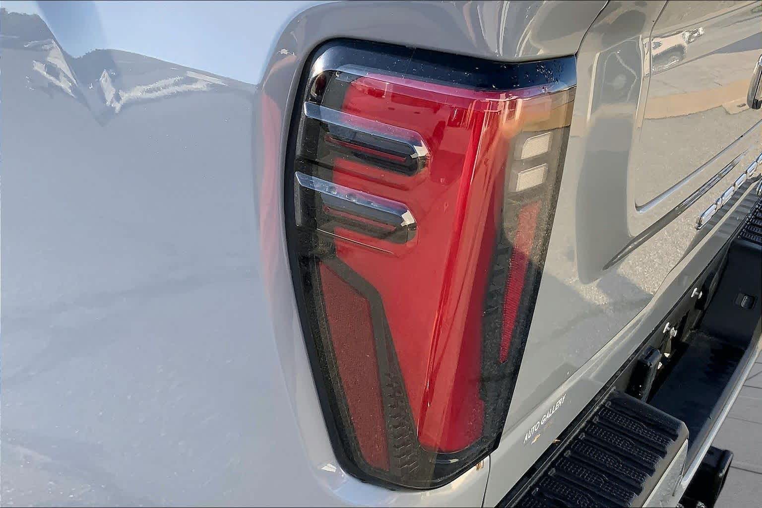 Used 2025 Thunderstorm Gray GMC AT4 image 27