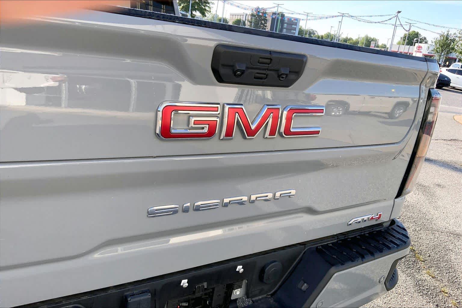 Used 2025 Thunderstorm Gray GMC AT4 image 30