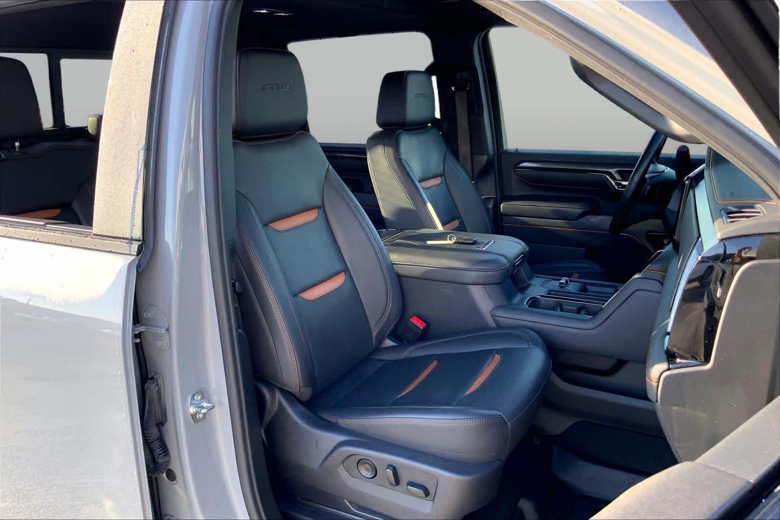Used 2025 Thunderstorm Gray GMC AT4 image 9