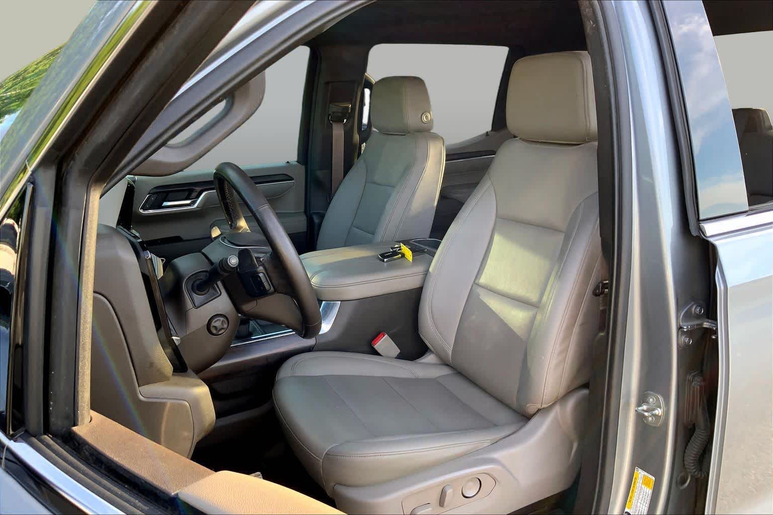 Pre-Owned 2023 GMC Sierra 1500 SLT