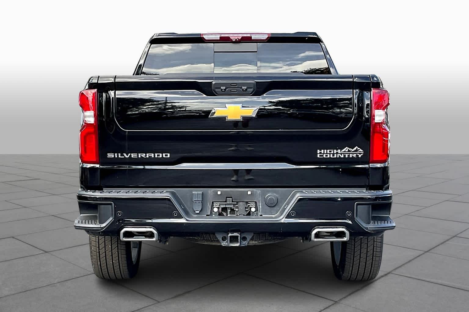 Pre-Owned 2023 Chevrolet Silverado 1500 High Country