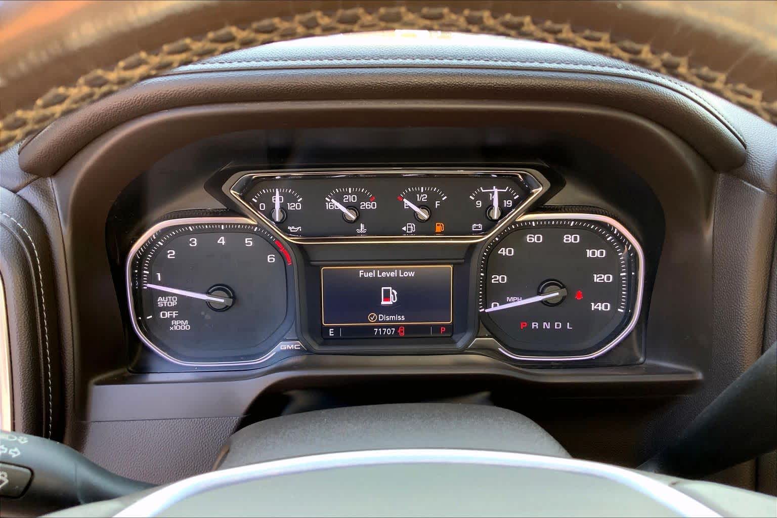 Used 2020 SUMMIT WHITE GMC SLT image 24