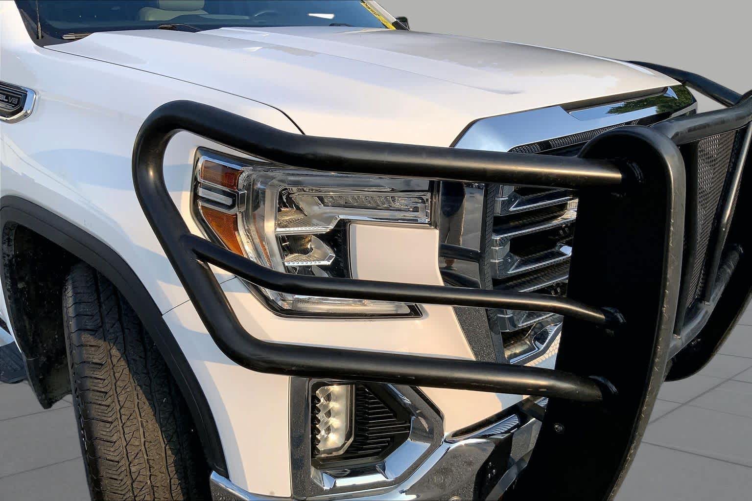 Used 2020 SUMMIT WHITE GMC SLT image 25