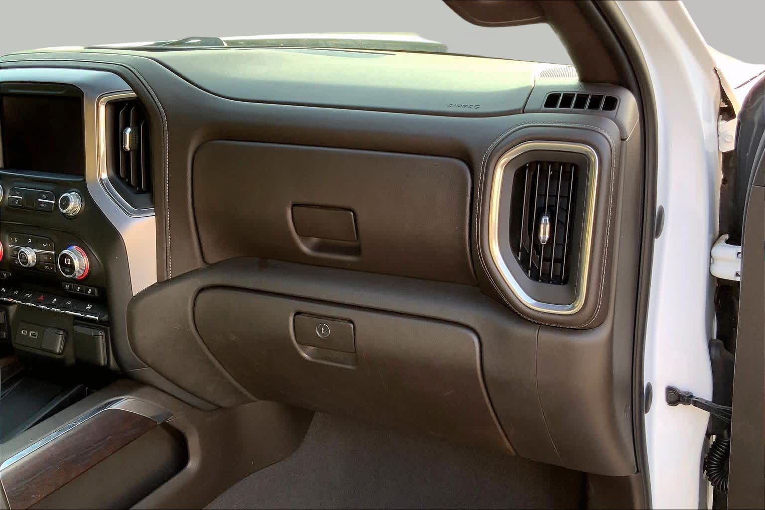 Used 2020 SUMMIT WHITE GMC SLT image 17