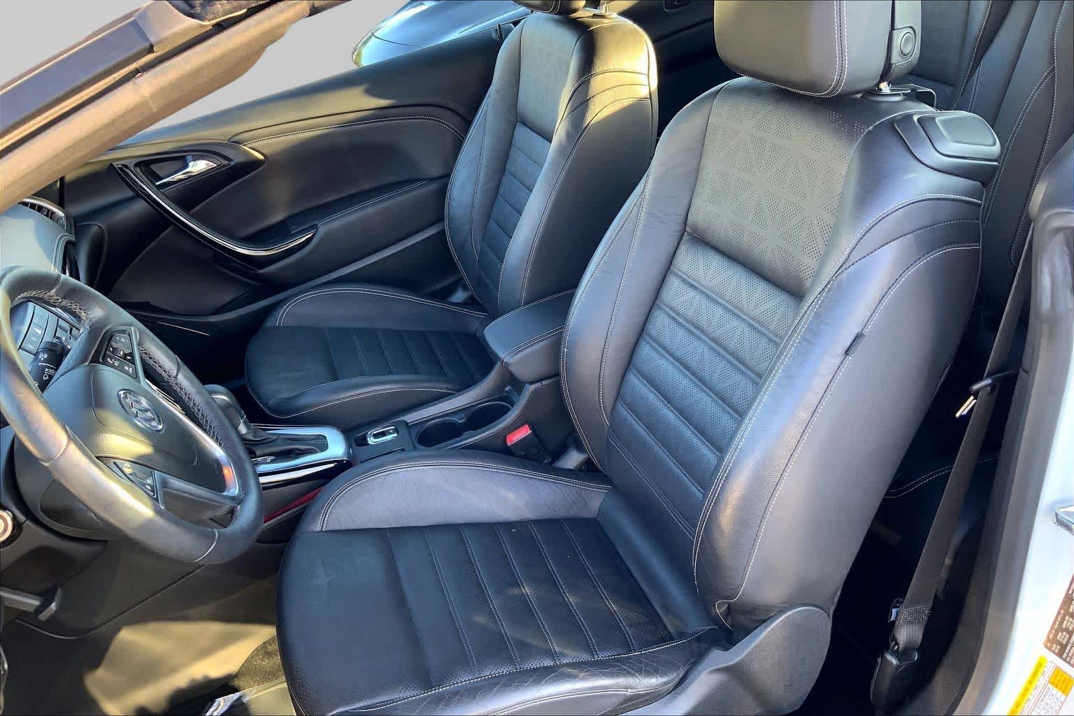 Pre-Owned 2016 Buick Cascada NA