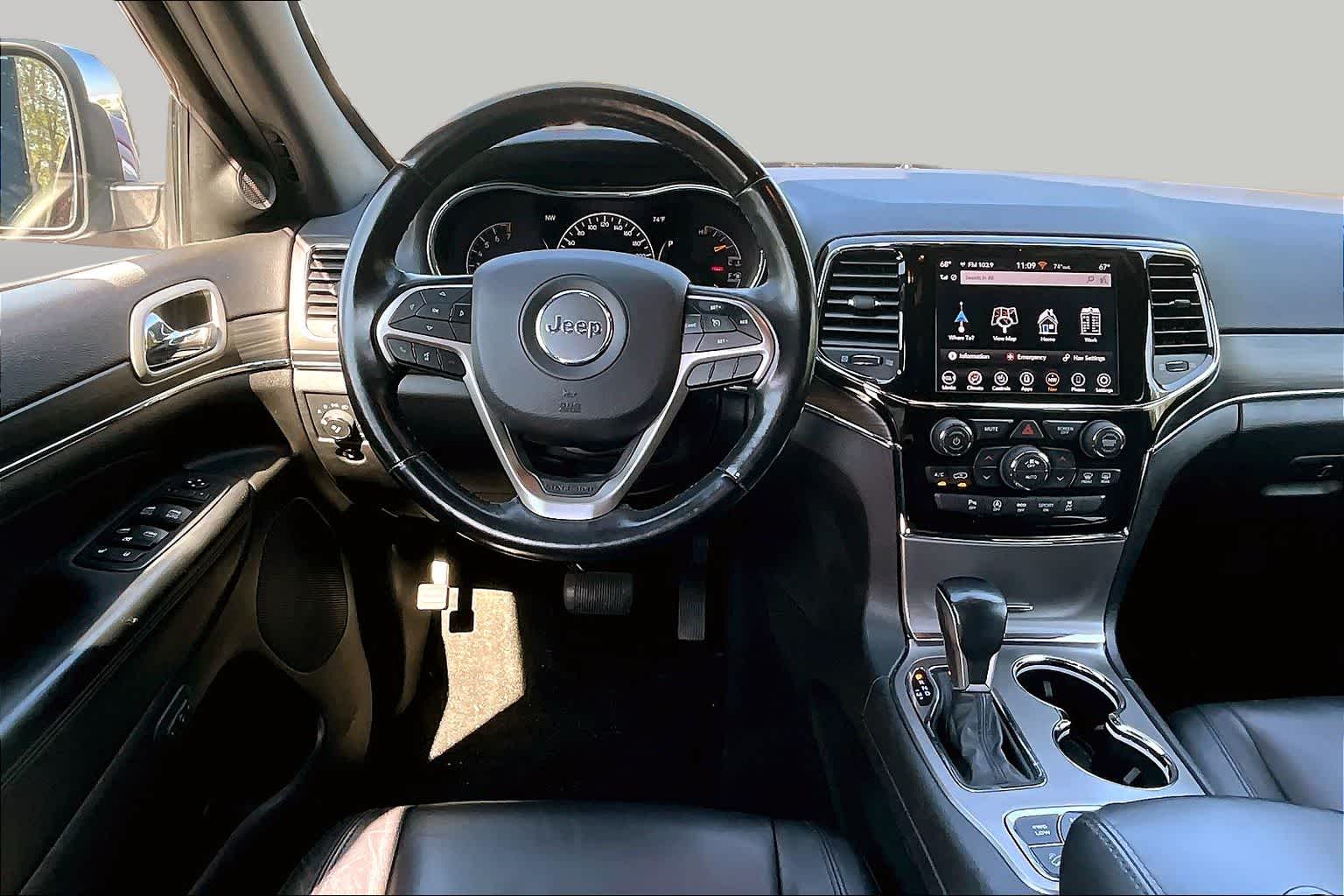 View vehicle photo 5