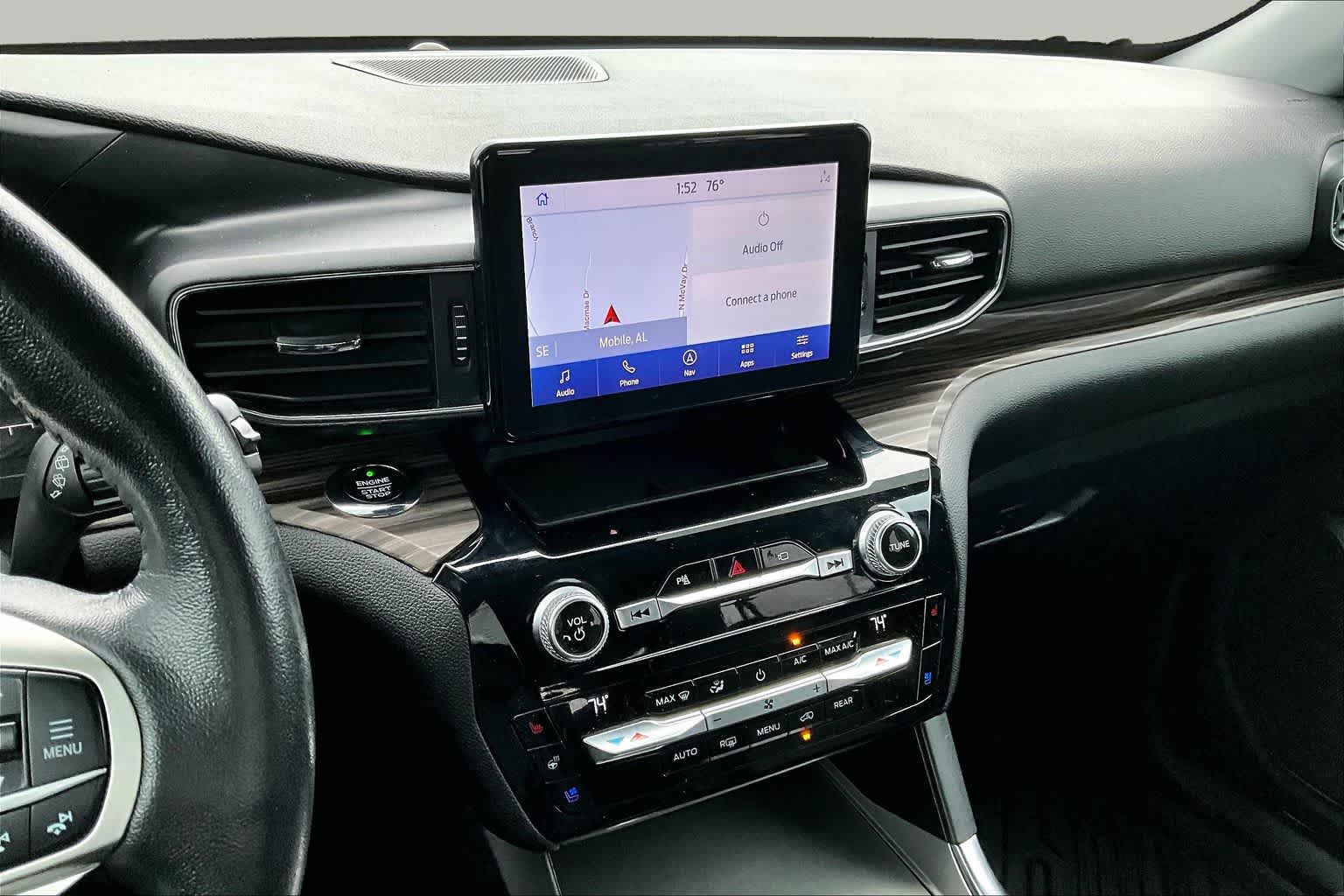 View vehicle photo 6