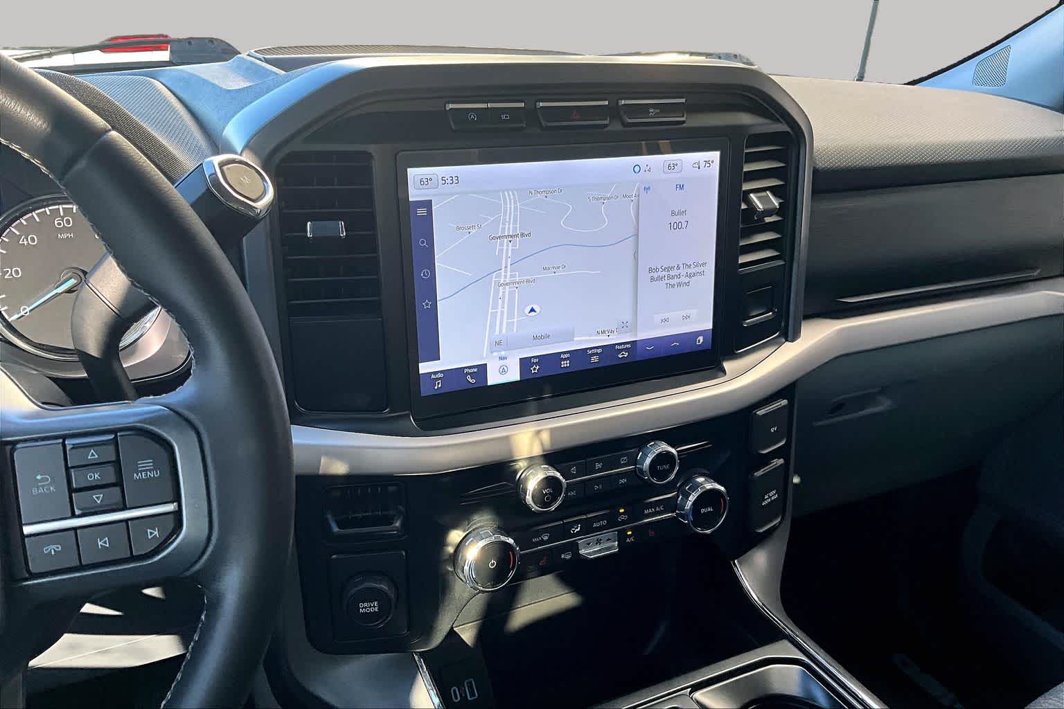 View vehicle photo 6